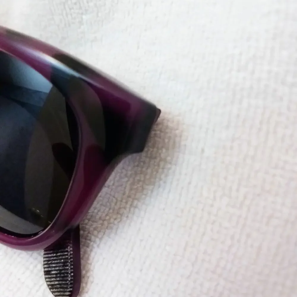Burberry Sunglasses Tortoiseshell PURPLE BLACK Round Cat Eye Gray Lens Authentic